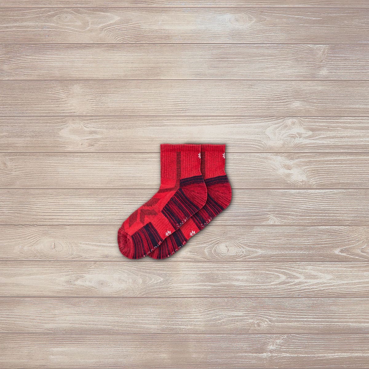 Hiking - Red Low-Cut (1 pair)